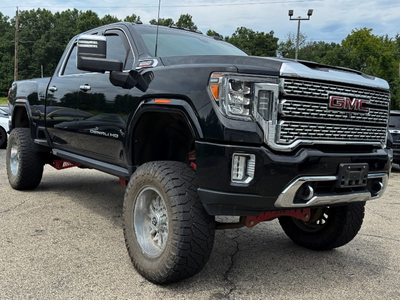 GMC Sierra 2500HD Denali Crew Cab 4WD 2020