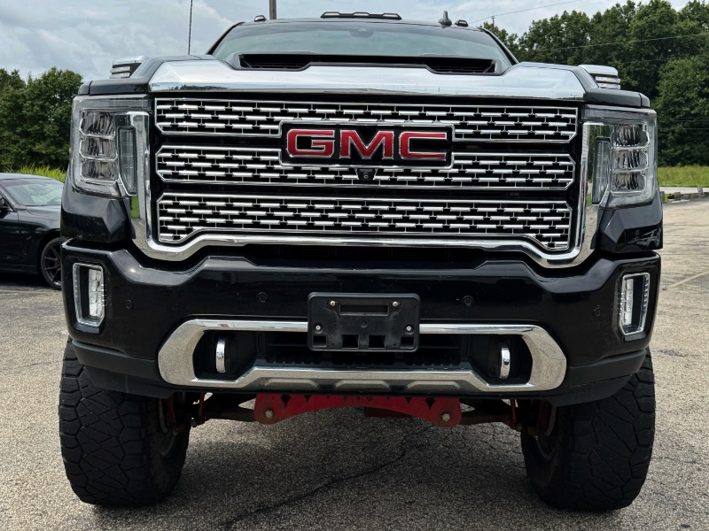 GMC Sierra 2500HD Denali Crew Cab 4WD 2020