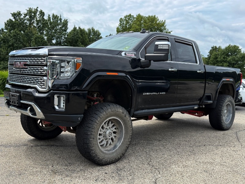 GMC Sierra 2500HD Denali Crew Cab 4WD 2020