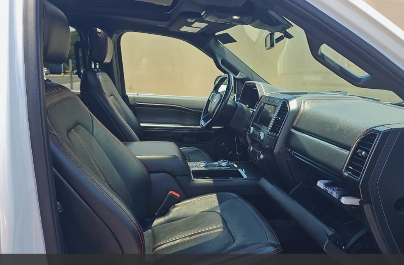 Ford Expedition  2019