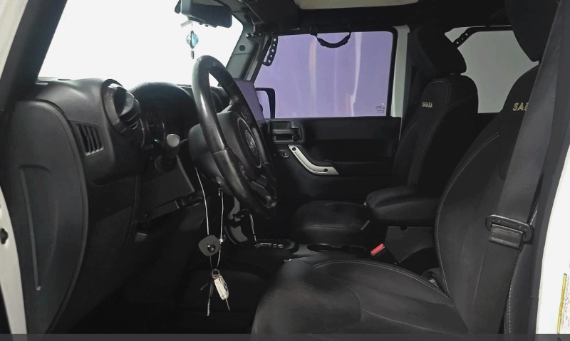 Jeep Wrangler Unlimited Sahara 4WD 2015