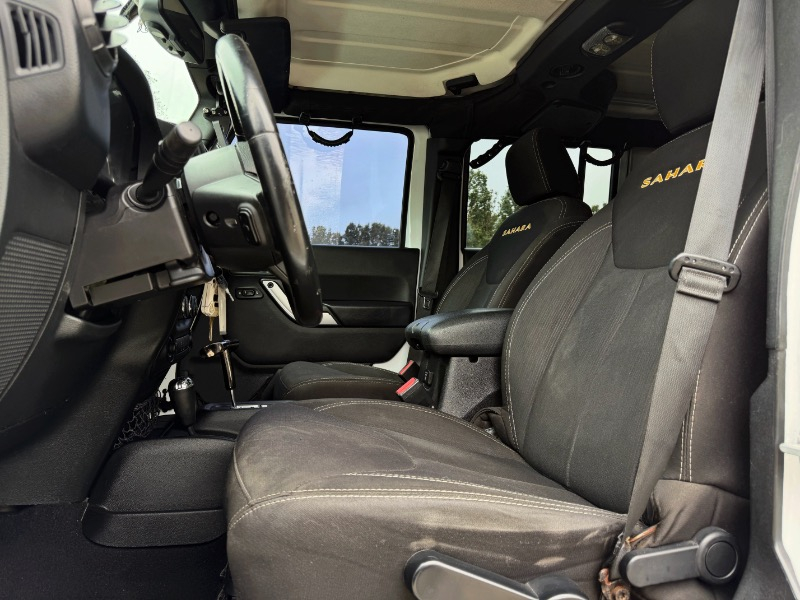 Jeep Wrangler Unlimited Sahara 4WD 2015
