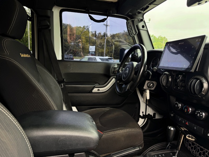 Jeep Wrangler Unlimited Sahara 4WD 2015