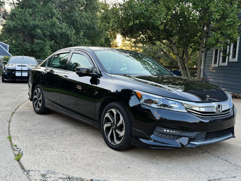 Honda Accord EX-L Sedan V6 CVT w/ Honda Sensing 6-Spd AT 2017