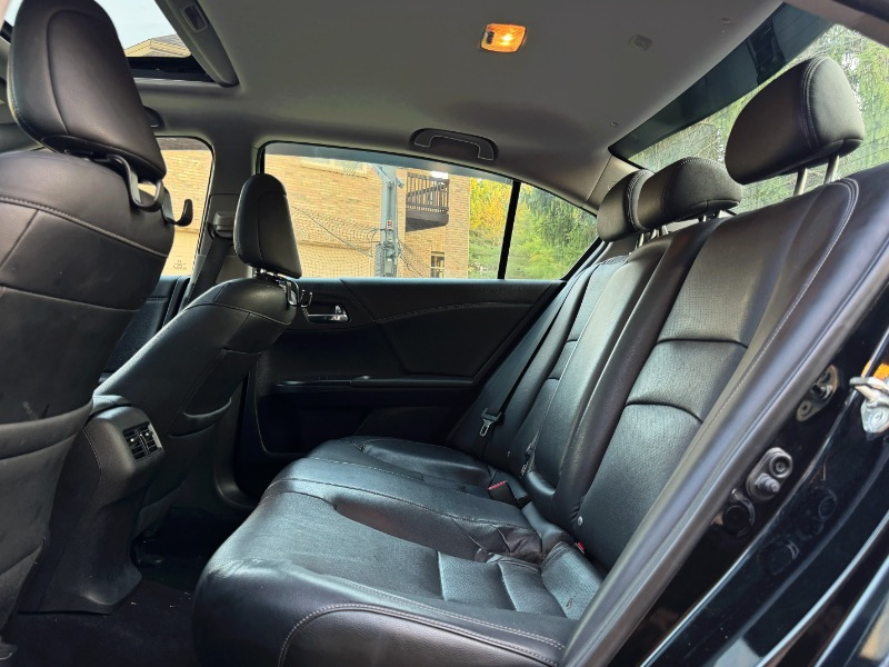 Honda Accord EX-L Sedan V6 CVT w/ Honda Sensing 6-Spd AT 2017