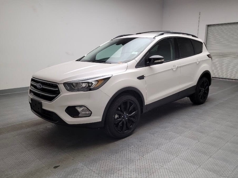 Ford Escape Titanium 4WD 2017