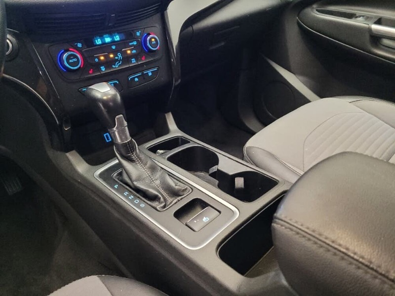 Ford Escape Titanium 4WD 2017