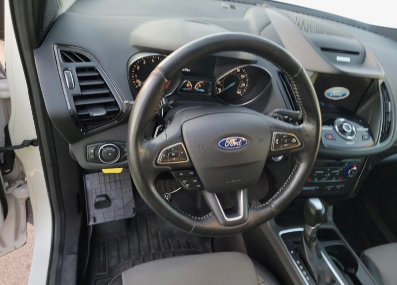 Ford Escape Titanium 4WD 2017
