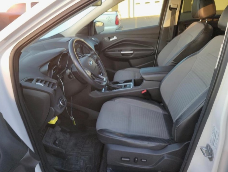 Ford Escape Titanium 4WD 2017