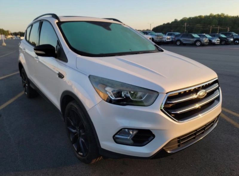 Ford Escape Titanium 4WD 2017