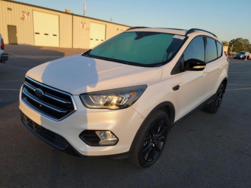 Ford Escape Titanium 4WD 2017