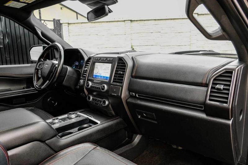 Ford Expedition  2020