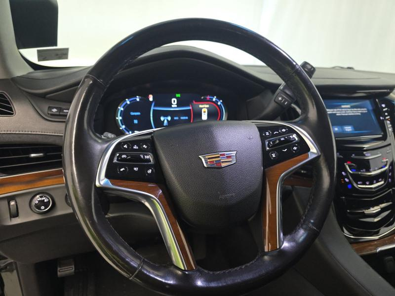 Cadillac Escalade ESV Luxury 4WD 2018