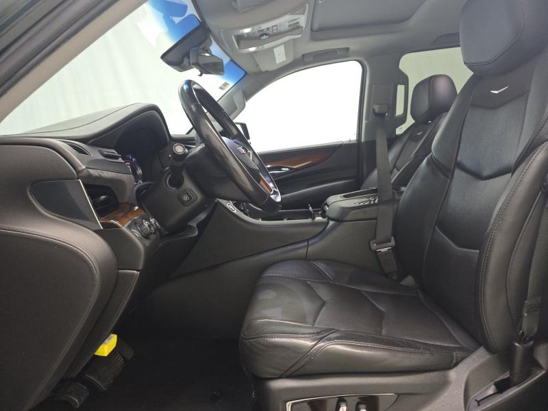 Cadillac Escalade ESV Luxury 4WD 2018