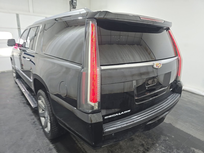 Cadillac Escalade ESV Premium 4WD 2019