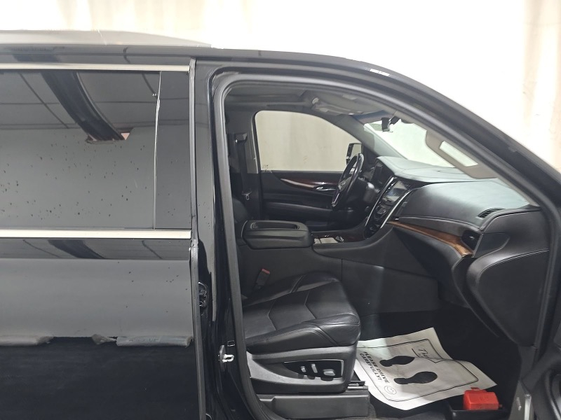 Cadillac Escalade ESV Premium 4WD 2019