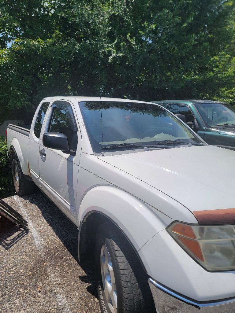 Nissan Frontier LE King Cab 4WD 2007