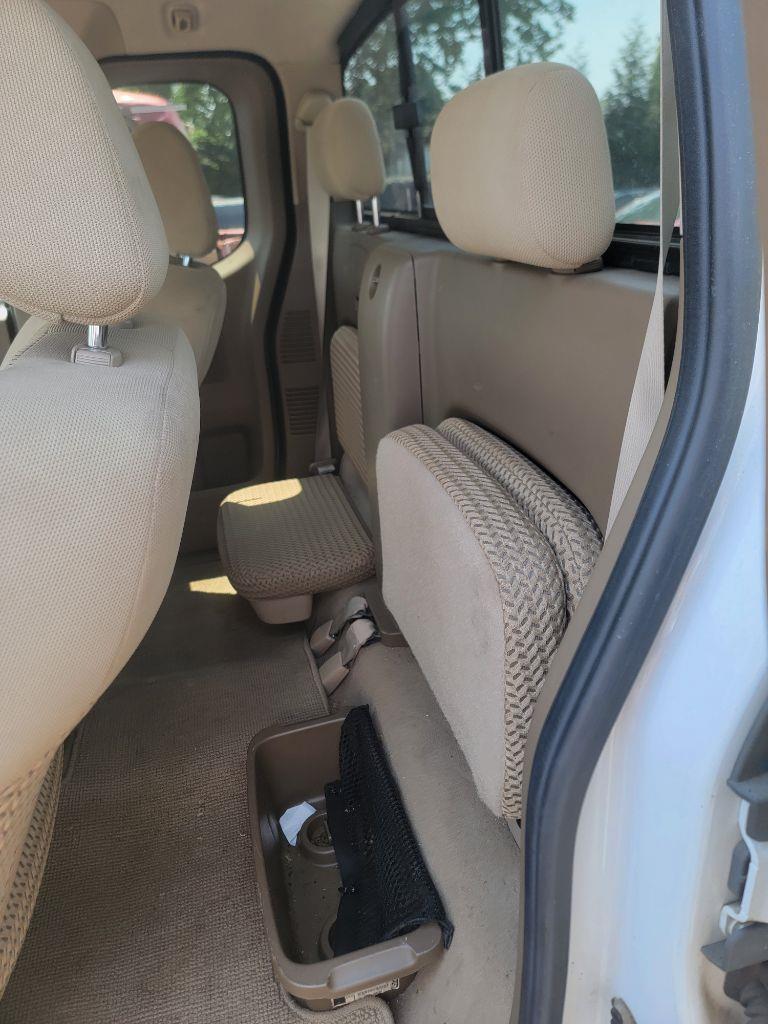 Nissan Frontier LE King Cab 4WD 2007