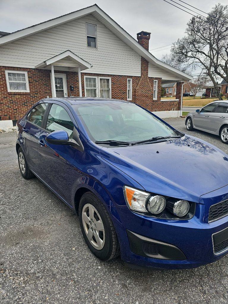 Chevrolet Sonic LS Auto Sedan 2013