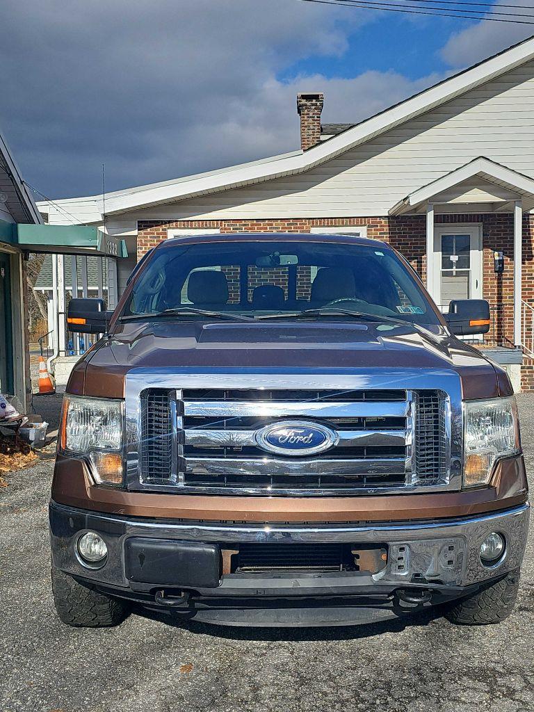 2011 Ford F-150 XL SuperCab 8-ft. Bed 4WD