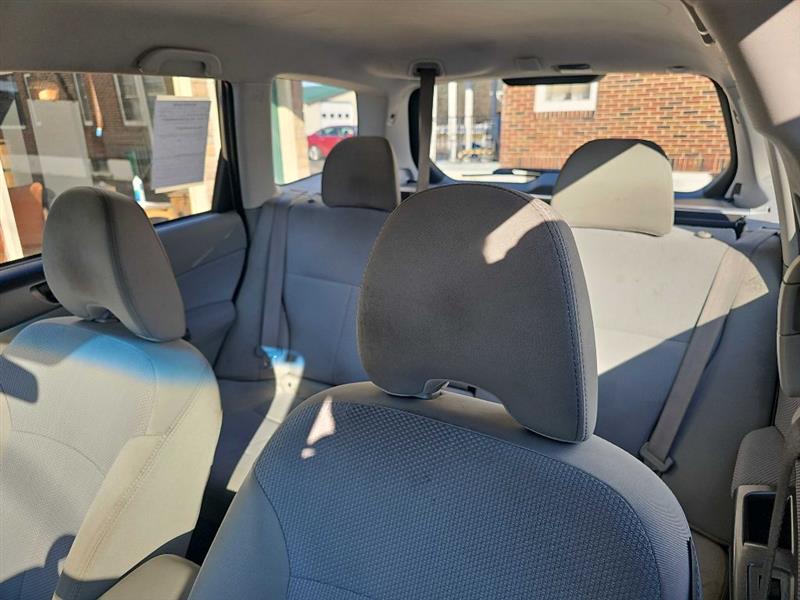 Subaru Forester 2.5X Touring 2011