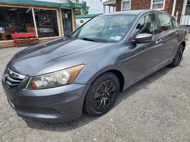 Honda Accord LX sedan AT 2012