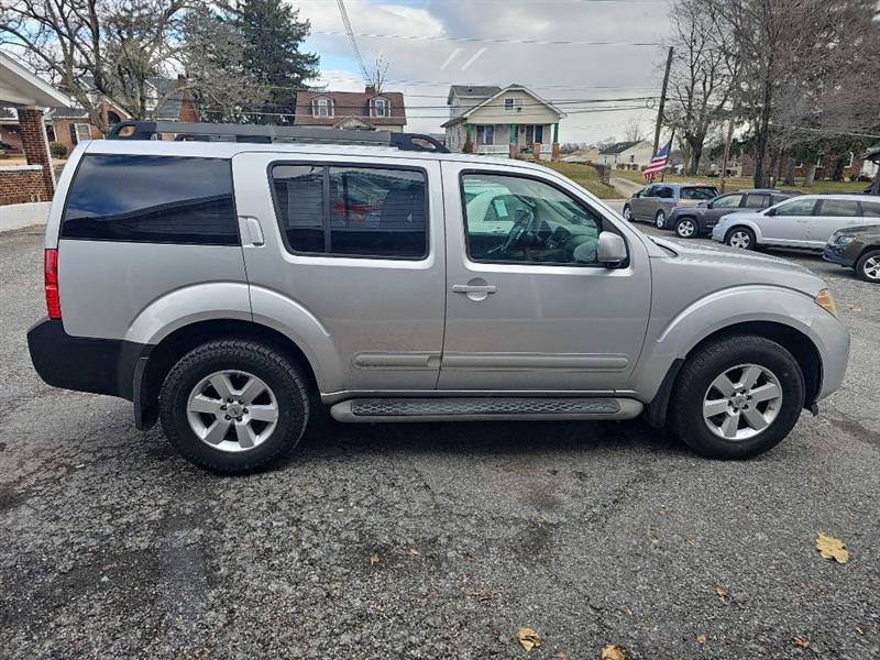 Nissan Pathfinder S 4WD 2010