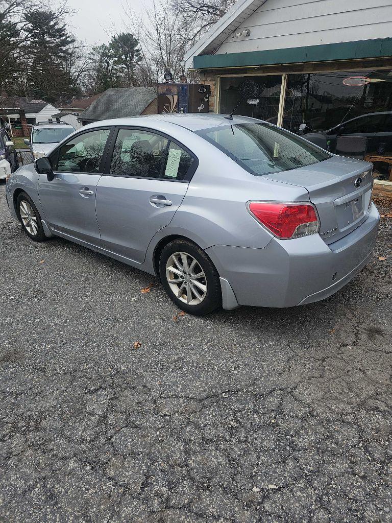 Subaru Impreza 2.0i Premium 4-Door w/All Weather Package 2013