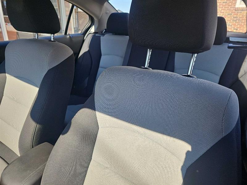 Chevrolet Cruze LS Auto 2015