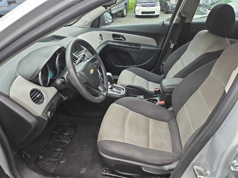 Chevrolet Cruze LS Auto 2014