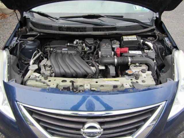 Nissan Versa 1.6 S 4A 2013