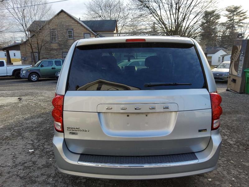 Dodge Grand Caravan SXT 2012