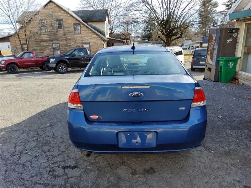 Ford Focus SE Sedan 2008