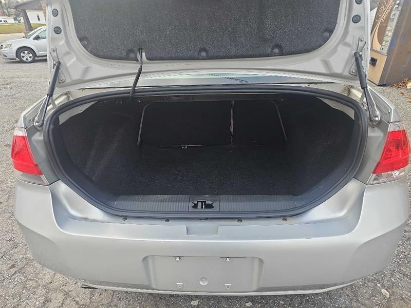 Ford Focus SEL Sedan 2010