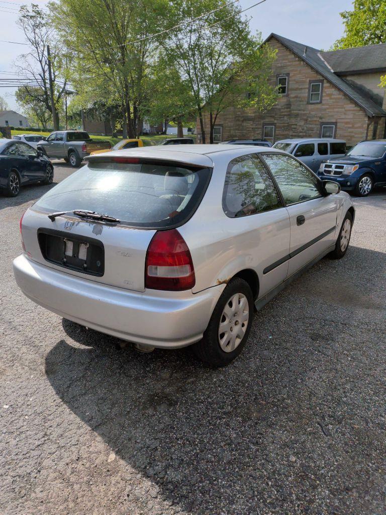 Honda Civic DX hatchback 1999
