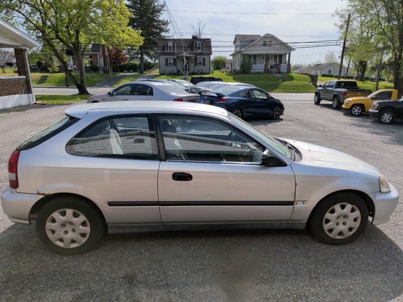 Honda Civic DX hatchback 1999