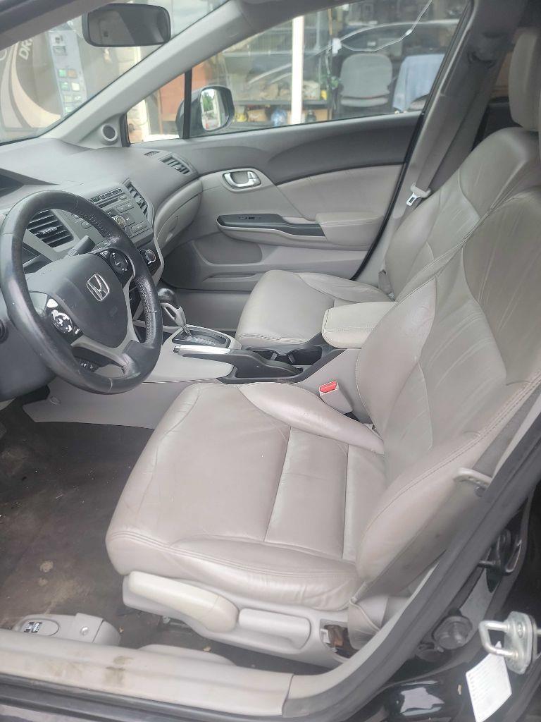 Honda Civic EX-L Sedan 5-Speed AT 2012