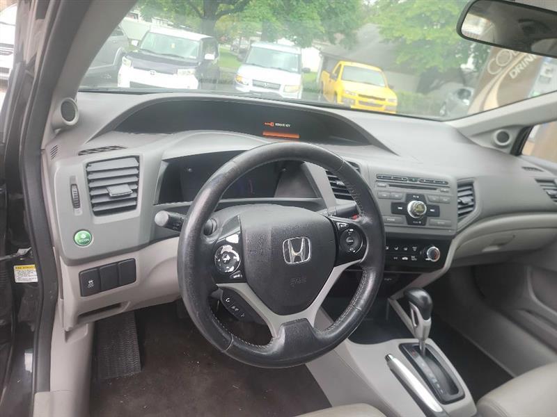 Honda Civic EX-L Sedan 5-Speed AT 2012