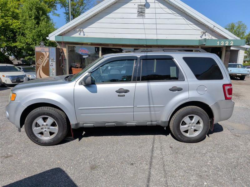 Ford Escape XLT FWD 2011