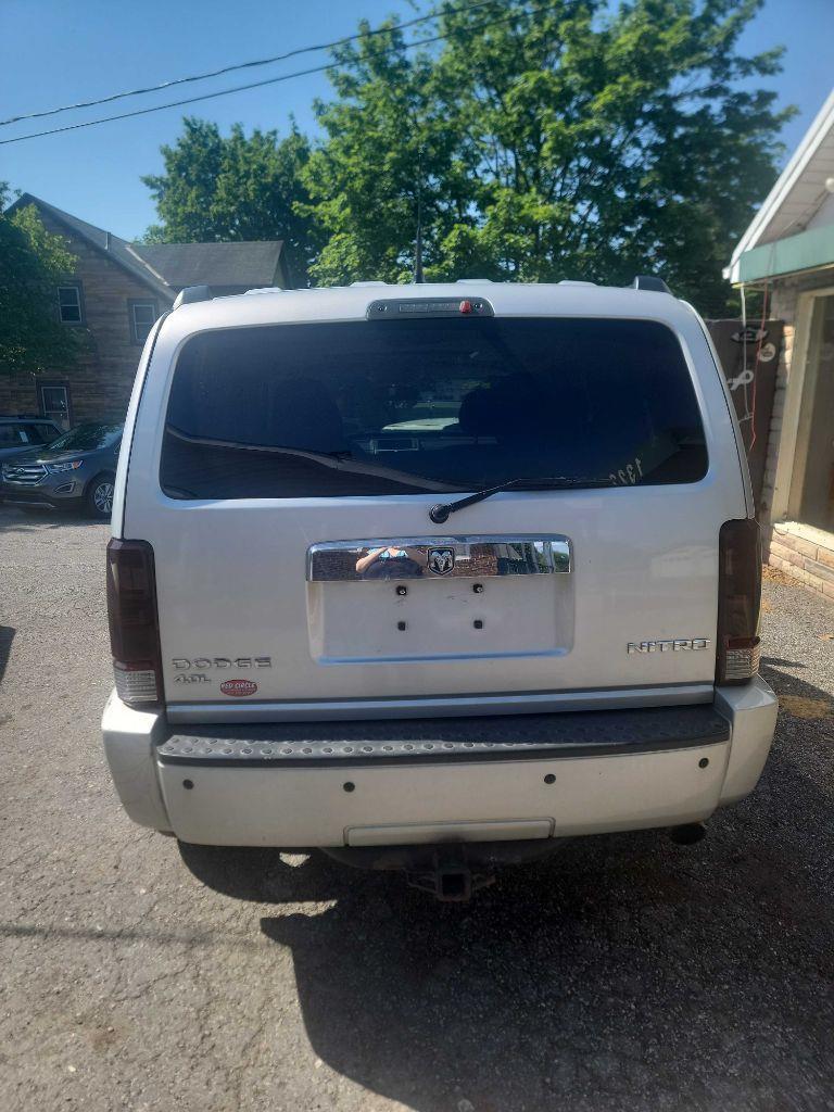 Dodge Nitro Detonator 4WD 2011