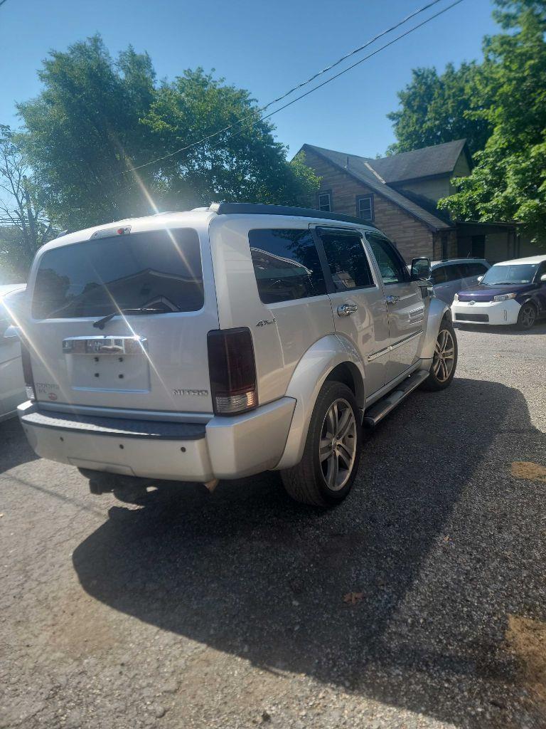Dodge Nitro Detonator 4WD 2011
