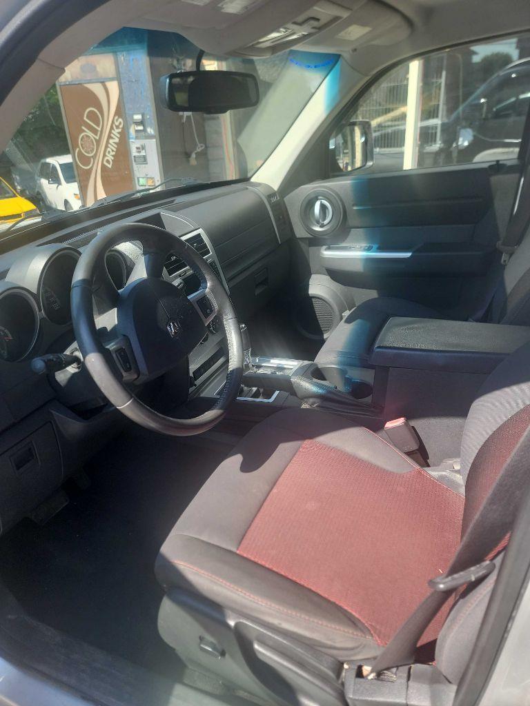 Dodge Nitro Detonator 4WD 2011