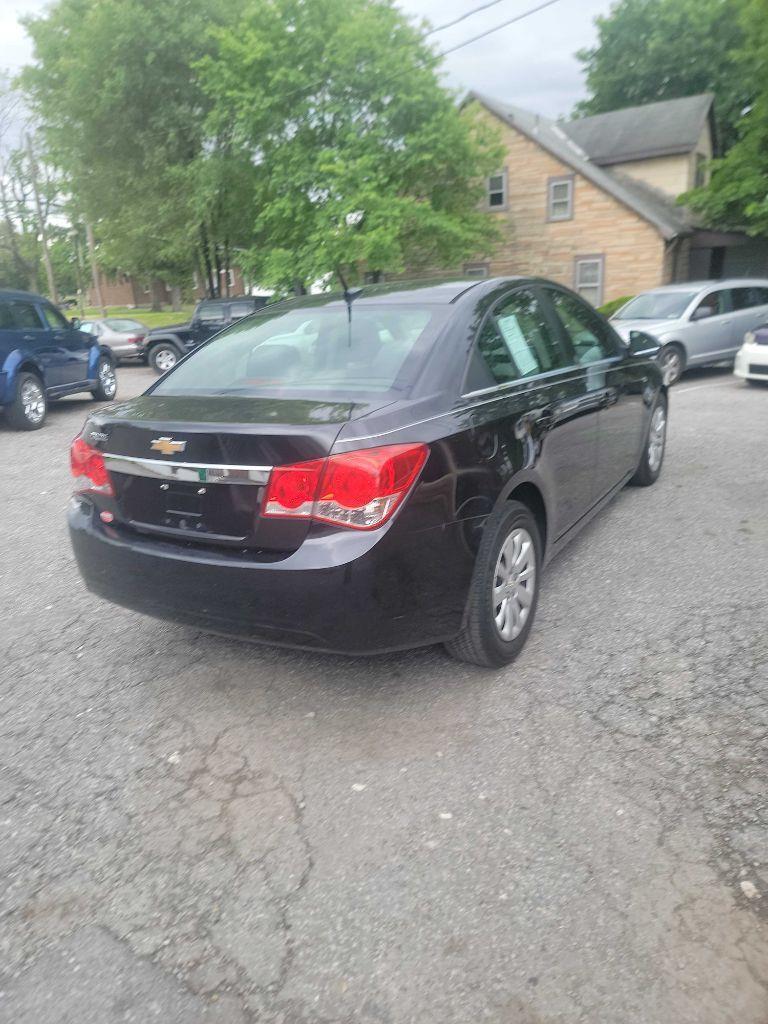 Chevrolet Cruze 2LS 2011