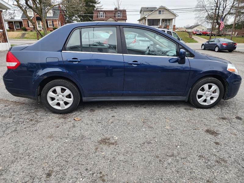 Nissan Versa 1.8 S Sedan 2007
