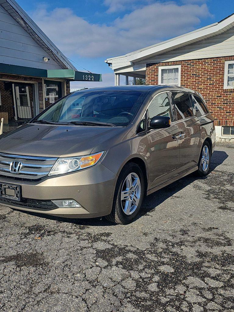 Honda Odyssey Touring 2012