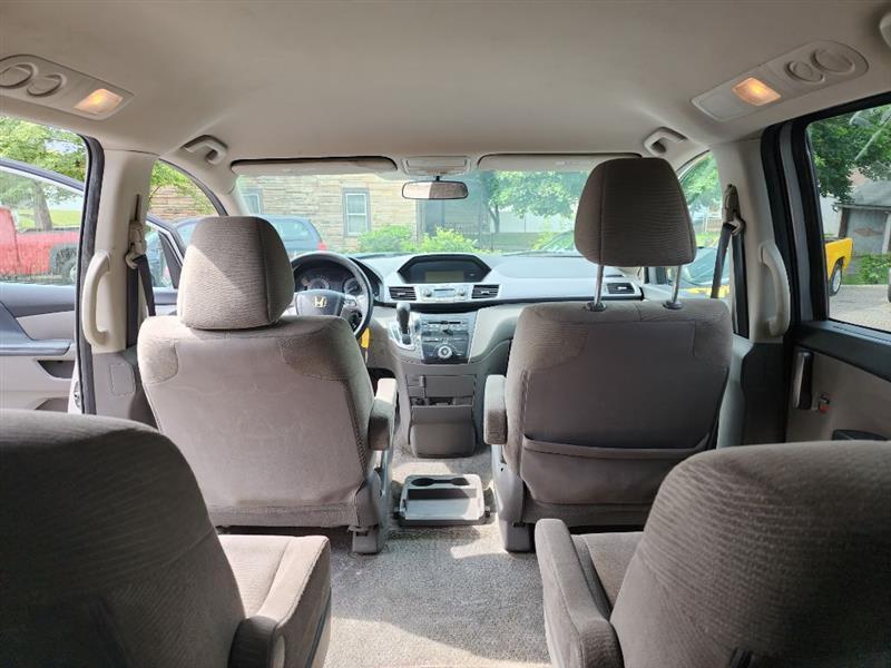 Honda Odyssey LX 2012