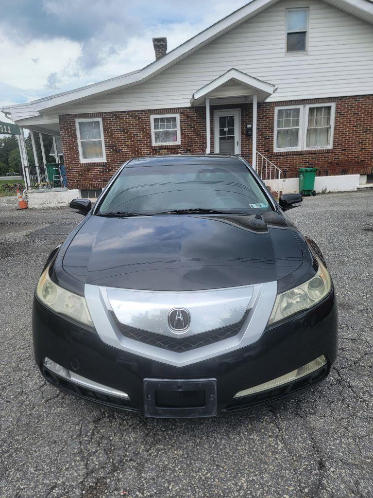 Acura TL 5-Speed AT 2010