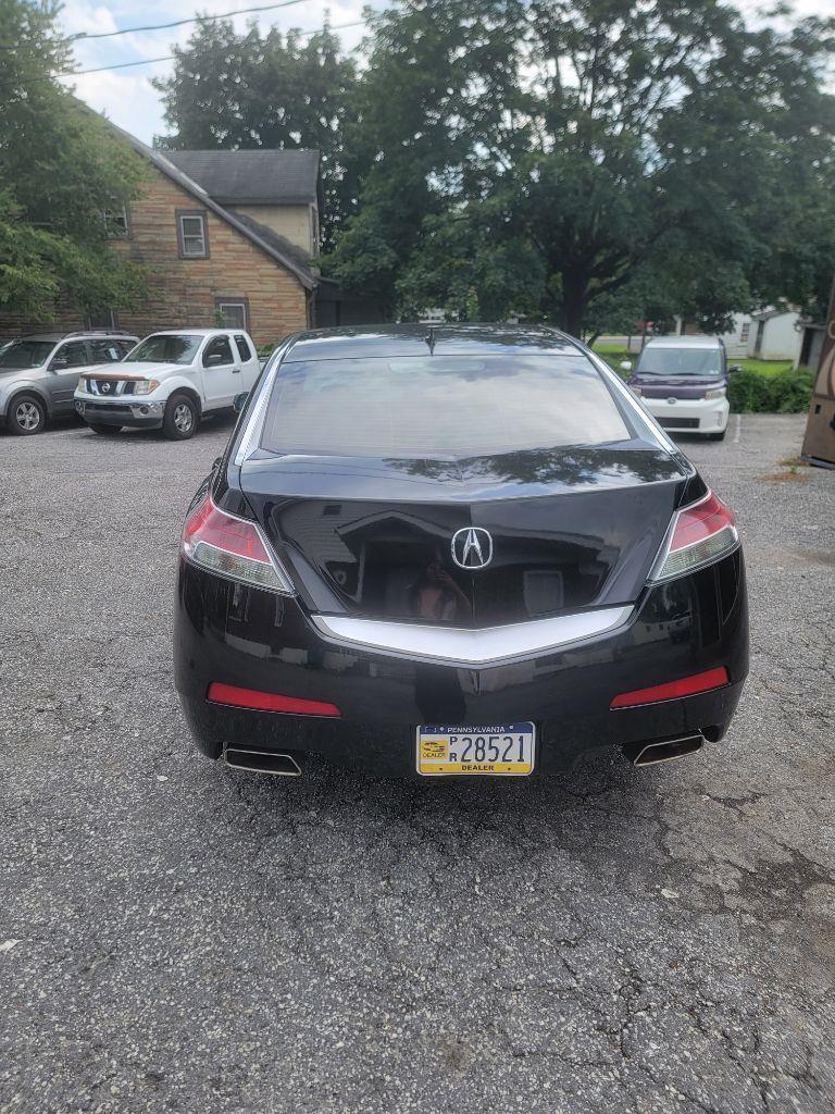 Acura TL 5-Speed AT 2010