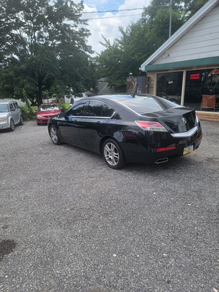 Acura TL 5-Speed AT 2010