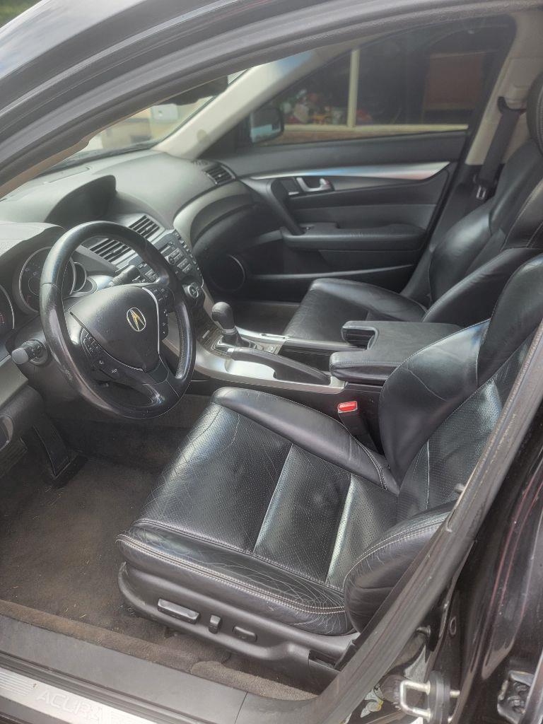 Acura TL 5-Speed AT 2010
